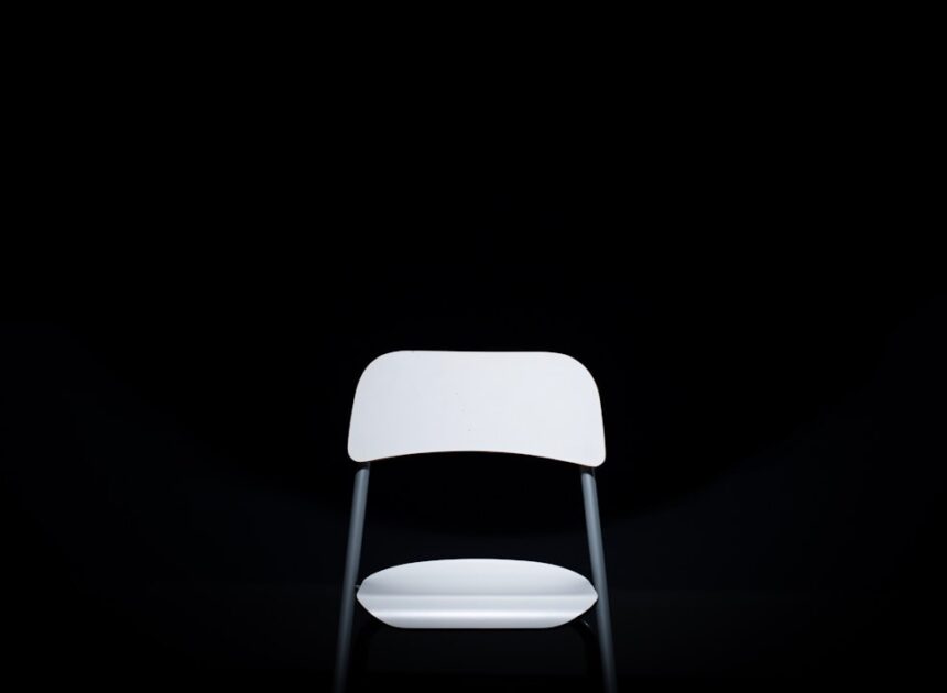 7 Tips for Improving Posture and Sitting Comfortably
