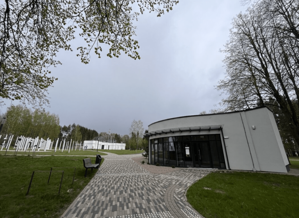 Visiting Elektrėnai Amusement Park and Surrounding Areas