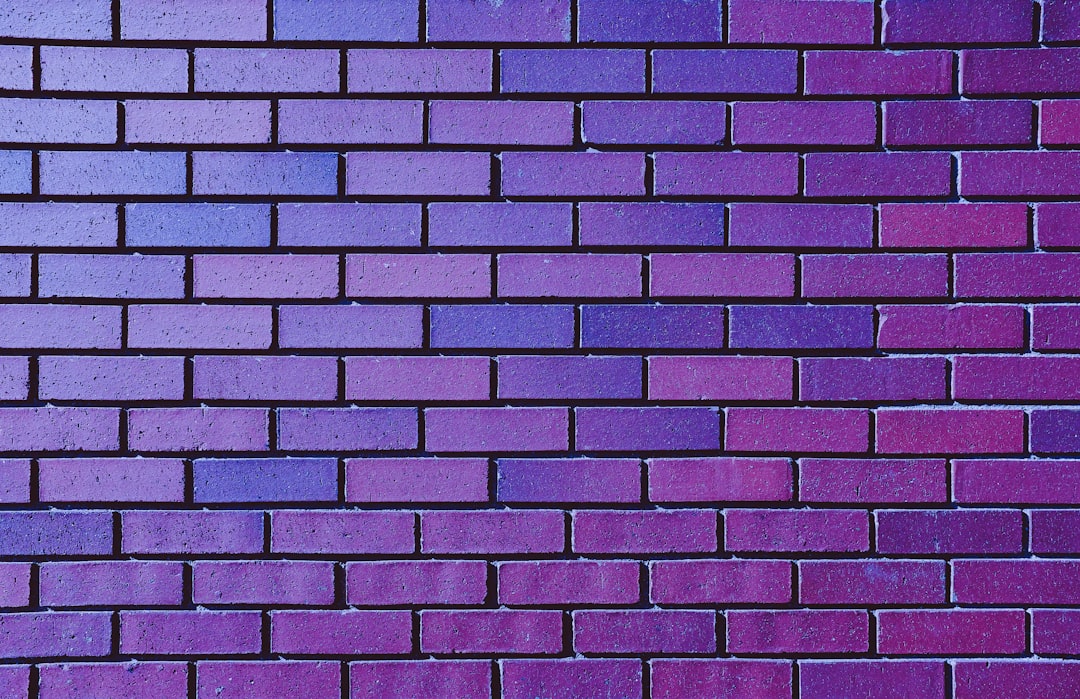 Creating a Stunning Garden Wall: Tips for a Beautiful Outdoor Space