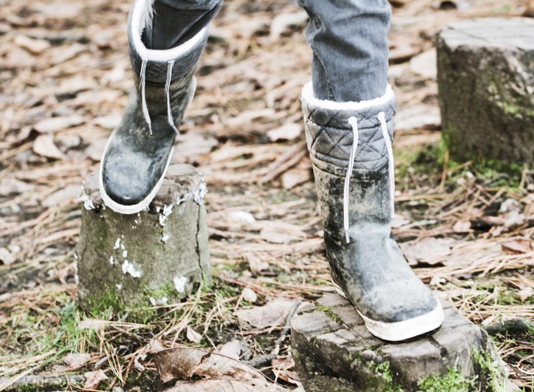 Essential Work Shoes: Choosing the Right Zapatos de Trabajo